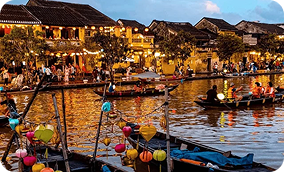 Hoi An Ancient Town at Night – Sparkling Lanterns on the Hoai River