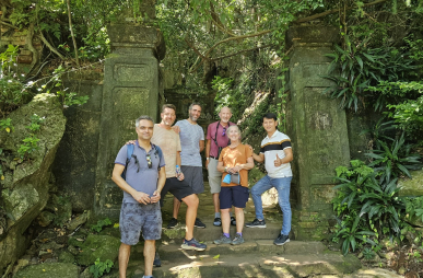 Non Nuoc Marble Mountains