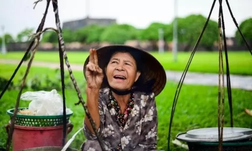 Discover Local Food in Hoi An Old Town