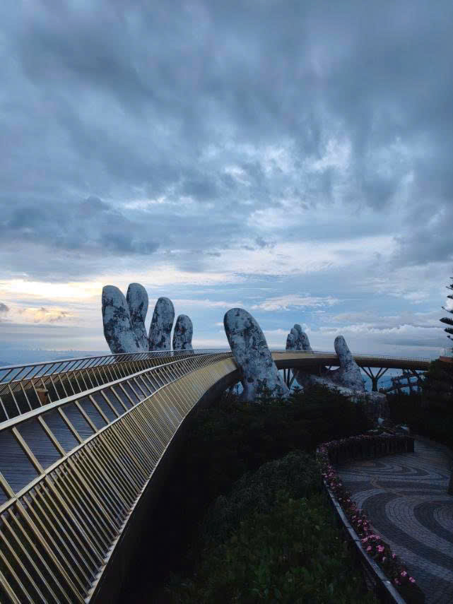 Ba Na Hills Travel Hack to Save Money