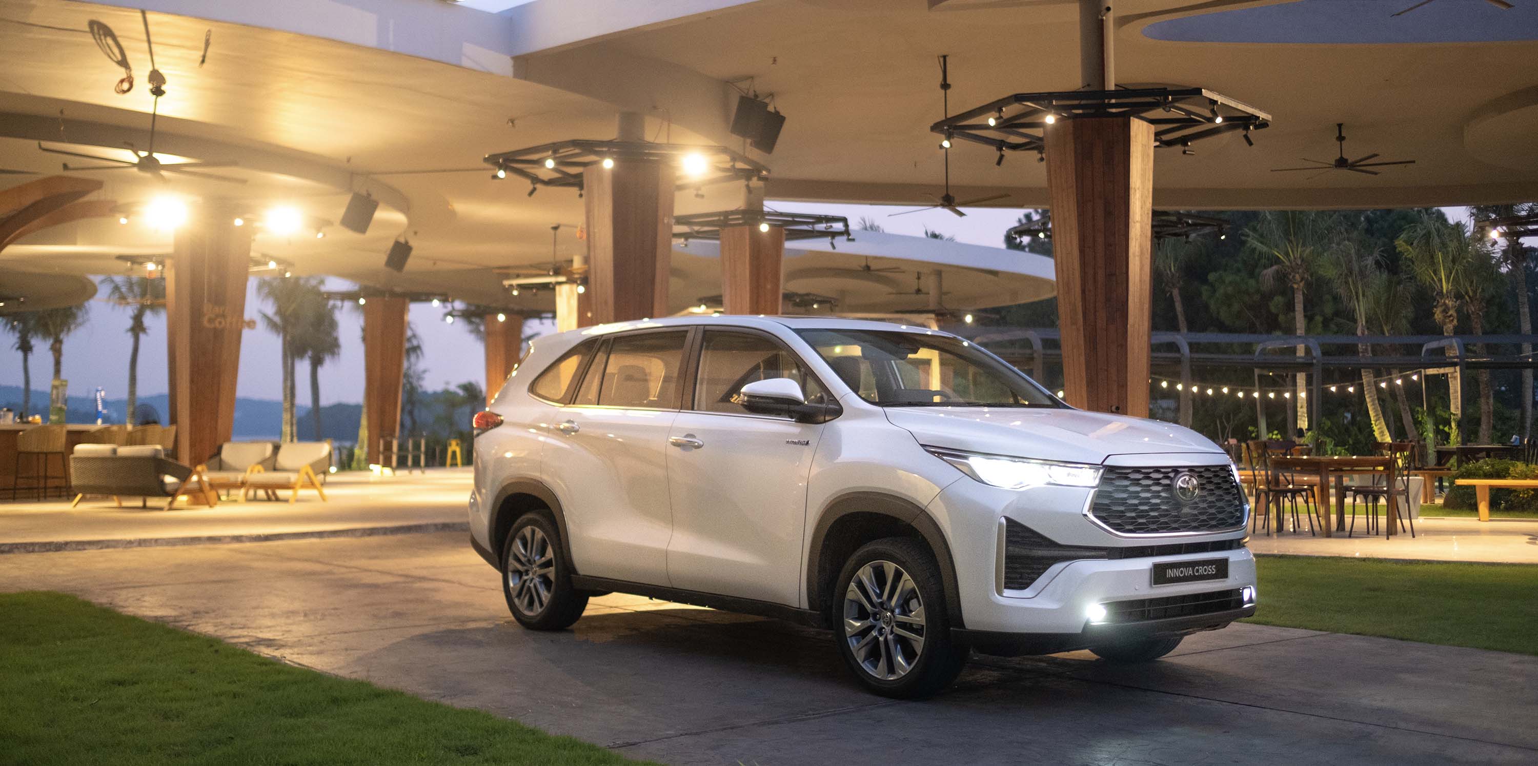 The Synergy of Integrated Travel Services