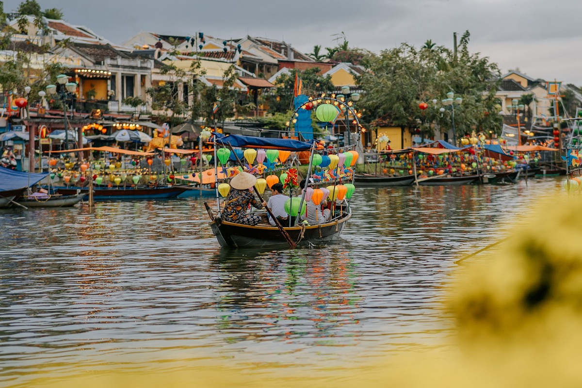 Craftsmanship and Creativity: The Art of Hoi An