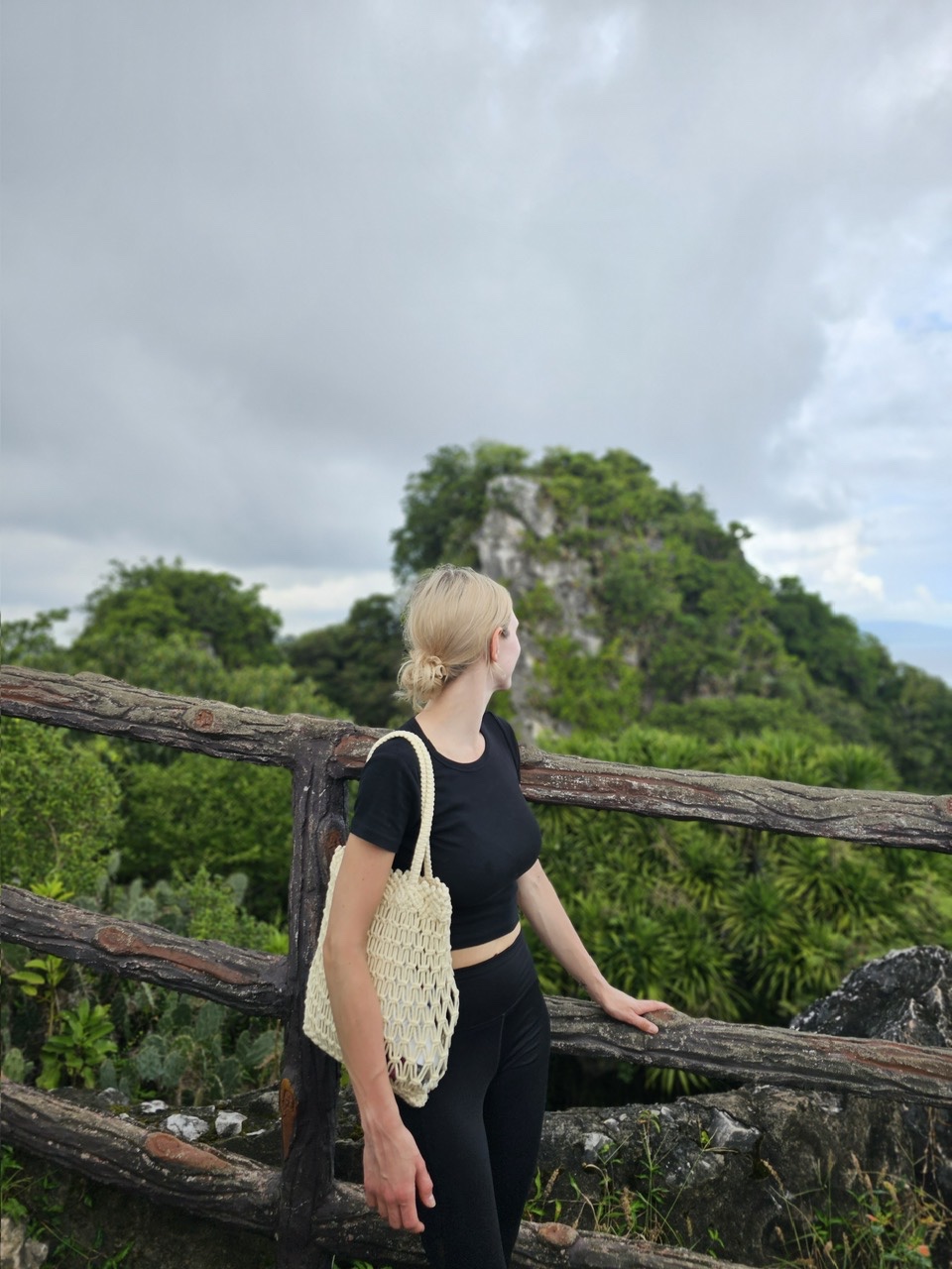 Non Nuoc Marble Mountains