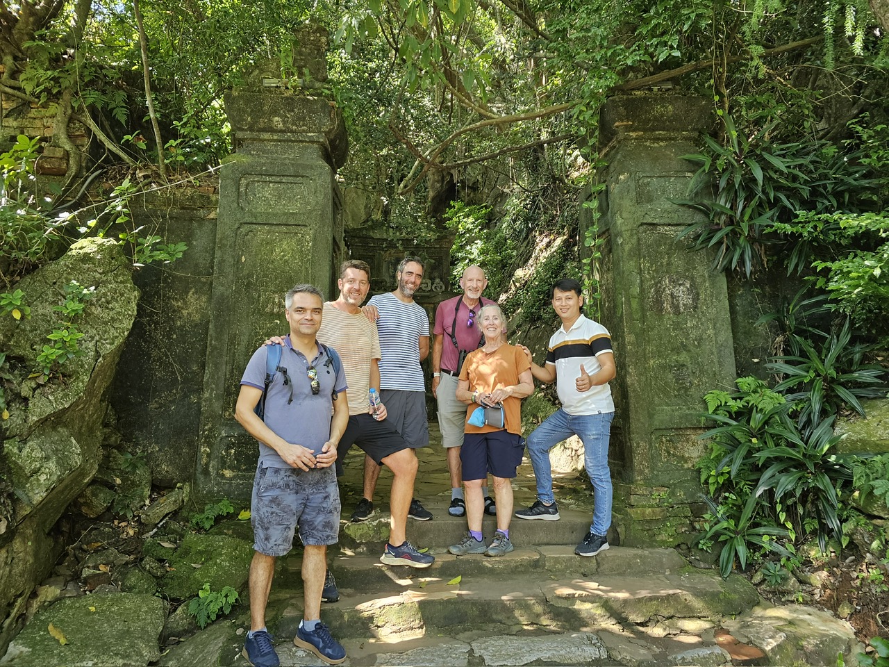 Moc Son (Wood Mountain)