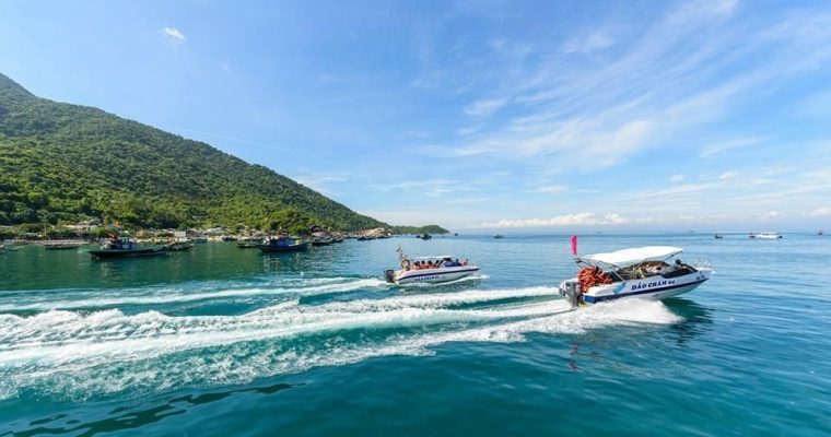 Enjoy snorkeling at Cham Island – Full day trip